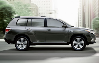 2011 Toyota Highlander Side View