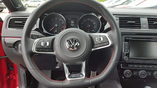 2016 VW Jetta GLi - interior