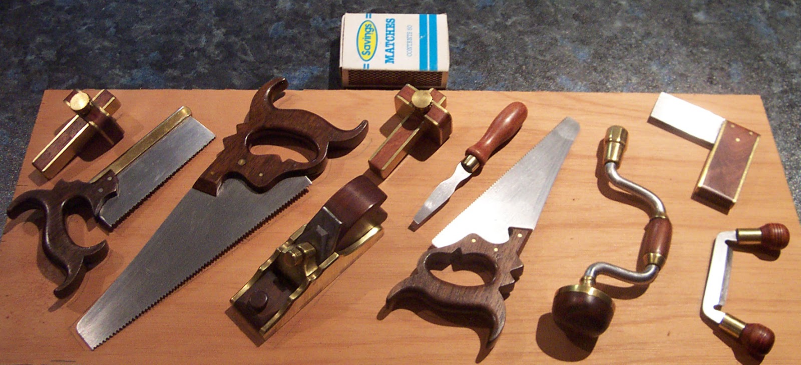 Project Gridless: Handy Woodworking Tools for DIY Projects