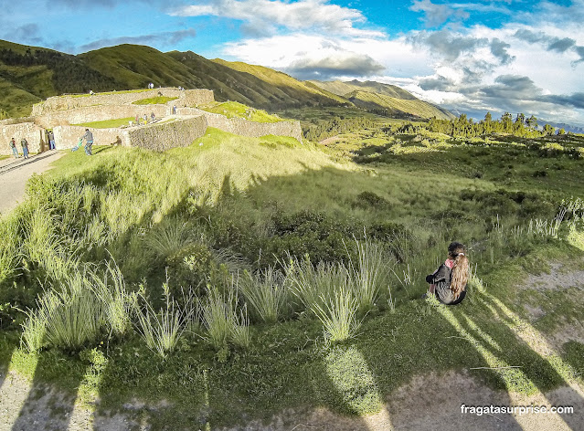 Ruínas incas de Puka-Pukará em Cusco