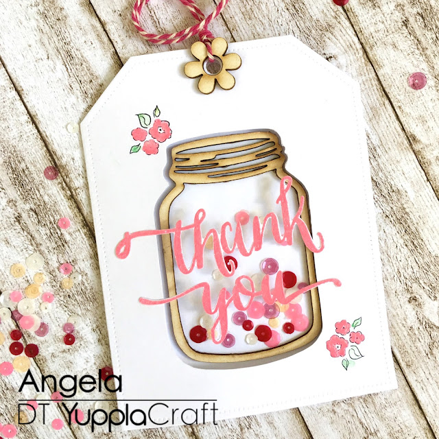 Finta Shaker Card by Angela Tombari for Yuppla Craft