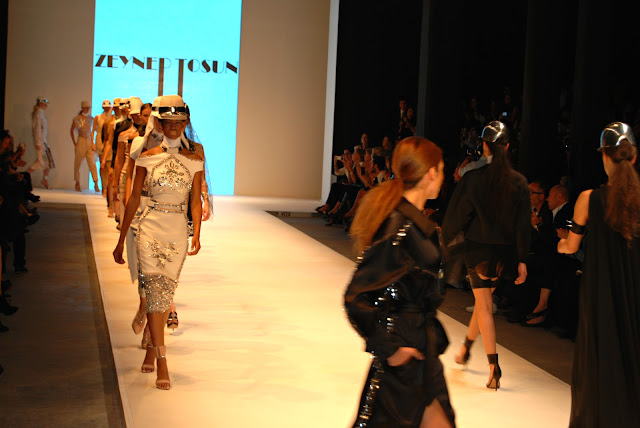 zeynep tosun ifw12 ilkbahar yaz defilesi,ifw12 defile fotoğrafları,türk modacıları,turkish designers