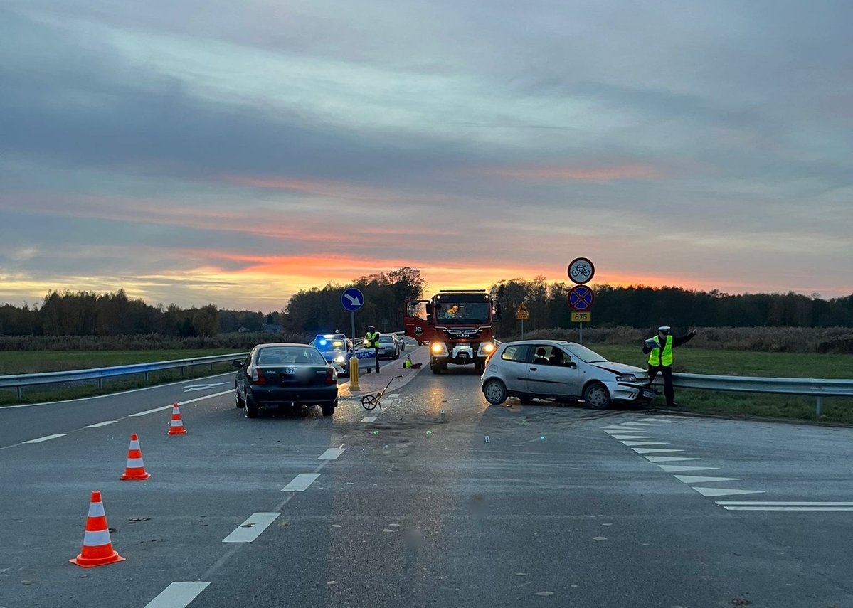 Wypadek w Weryni. Trzy osoby w szpitalu [FOTO]