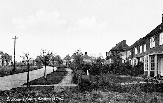 Postcard of Brookmans Avenue in the 1930s