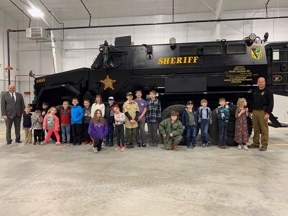 Fairfield County Sheriff with cub scout pack 241