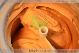 Helado de dulce de leche y naranja (artesano)