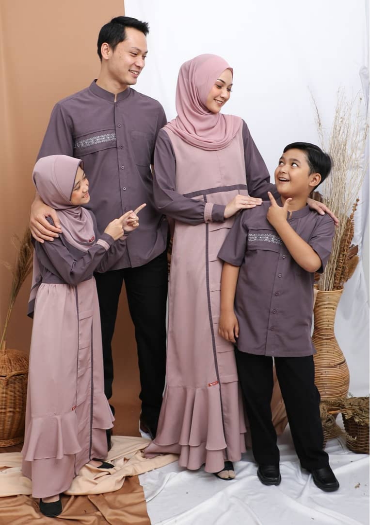  Model  Baju  Couple  Lebaran  Terbaru  Dan Terbaik Tahun 2022  