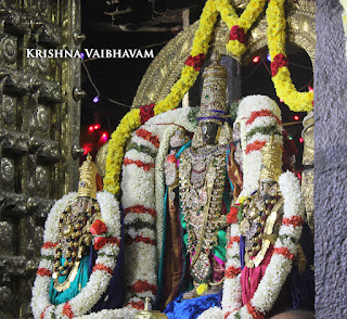 Vaikunta, Ekadesi,Paramapatha Vasal,Dharisanam, Sri PArthasarathy Perumal, Perumal, Venkata Krishna , Varushotsavam, 2017, Video, Divya Prabhandam,Triplicane,Thiruvallikeni,Utsavam,