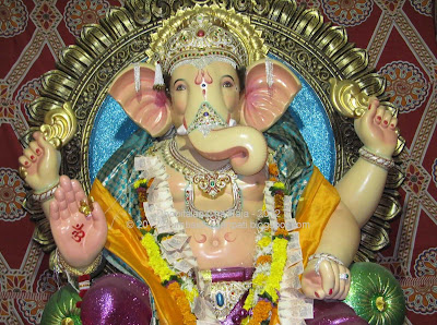 Dhobitalao Cha Raja -2012