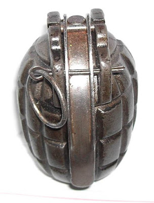 First World War Grenade. N°5 Mk II Mills bomb