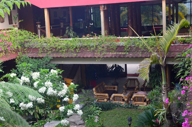 Hotel Indra Toraja Jl. Landorundun No. 63 Rantepao, Toraja Utara || JelajahSuwanto