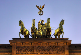 квадрига на Бранденбургских воротах