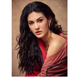 Amyra Dastur