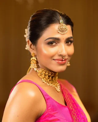 Actress Sai Dhanshika bridal makeup photoshoot