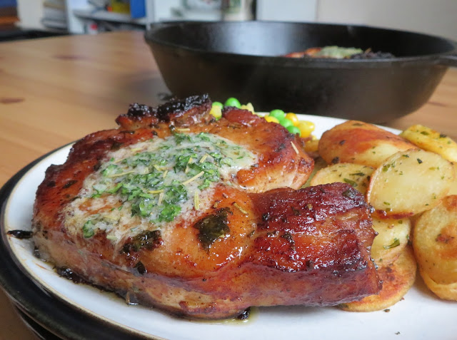 Herbed Pork Chops with Garlic Butter