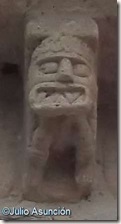 Diablo de aspecto precolombino - iglesia de Santa María de Arce