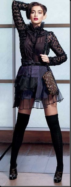 03 sonam-kapoor-cosmopolitan 201009