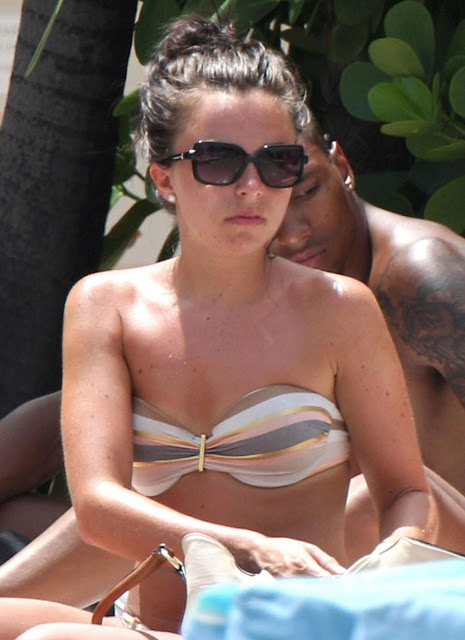 Louisa Lytton in Bikini Hot Pictures