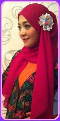 Hijab Cantik Ala Nuri Maulida : Busana Muslim Murah 
