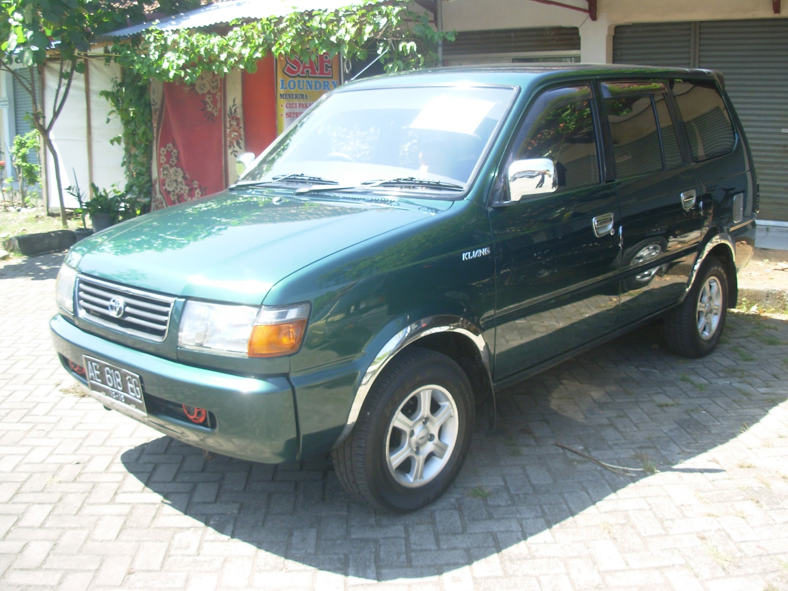 Toyota kijang lgx th 1997 cadillac