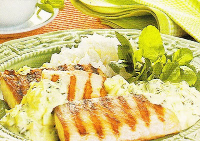 Filé de pescada ao molho de agrião light