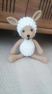 Ücretsiz Amigurumi Tarifleri, Amigurumi, Örgü, Tığ, İp, Tırtıldan Kelebeğe Amigurumi