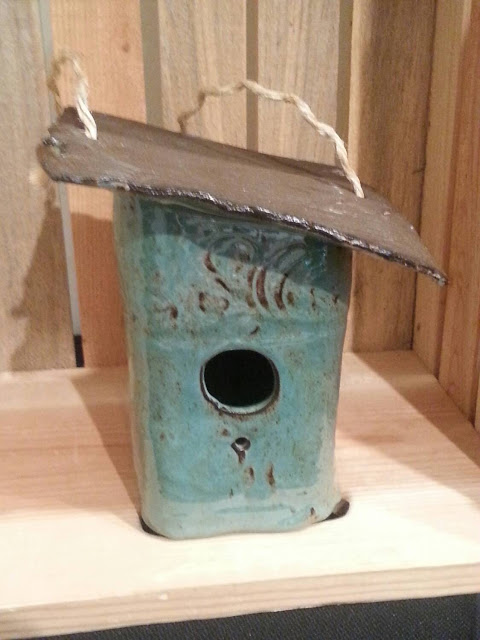 Robin Bird House Design