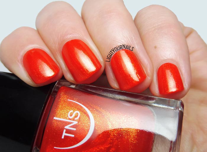 Smalto arancione TNS Cosmetics Firenze 541 Calipso (Lungomare 2018) orange nail polish