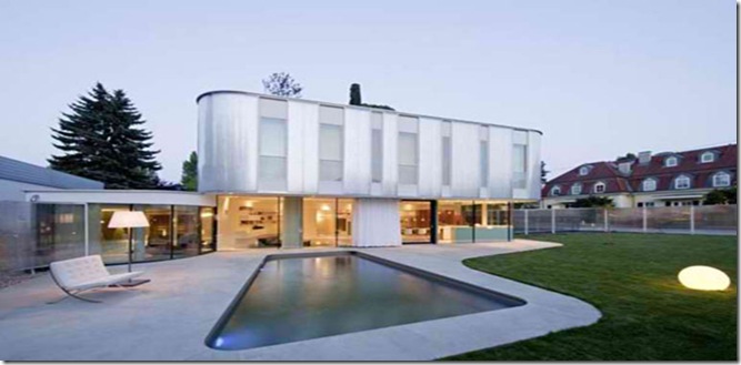 Green Architecture Home With A Great lighting