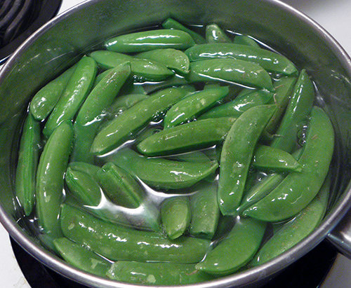 Peas added to boiling water: no longer boiling