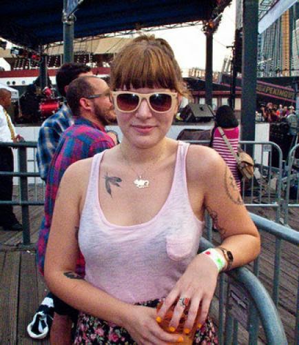 How To Pick Up Cool Lady Using Backpacker Routine