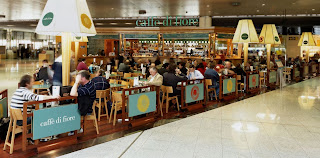 COMIDA de los Restaurantes en los AEROPUERTOS