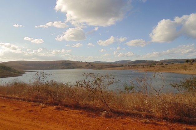 BARRAGEM QUE ABASTECE BOM CONSELHO E OUTRAS CIDADES DE ALAGOAS PODERÁ SECAR SENÃO CHOVER LOGO