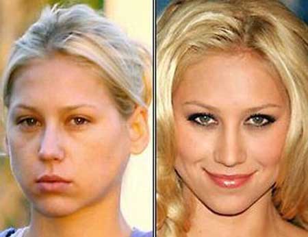 Anna Kournikova seen without any makeup but still looking adorable