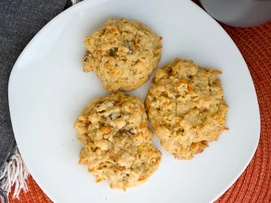 Carrot Cake Oatmeal Cookies