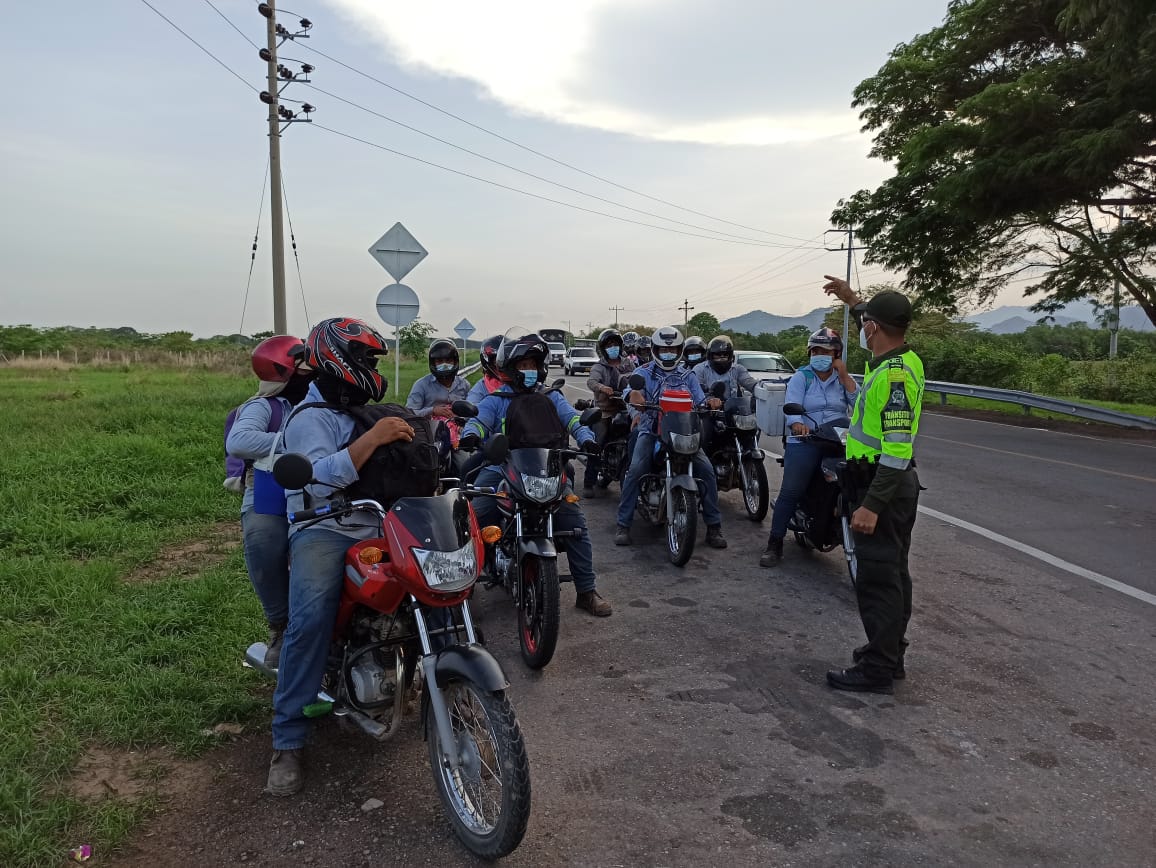 https://www.notasrosas.com/Policía Cesar entrega Balance de Operativos realizados durante Puente Festivo del 'Día de la Ascensión'