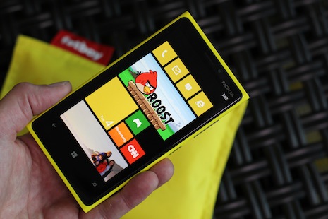 Nokia+Lumia+920 Inilah 10 SmartPhone Terbaik 2013