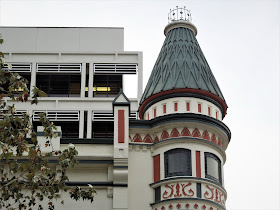 Corner turret of Sweeney, Coombs & Fredericks Building