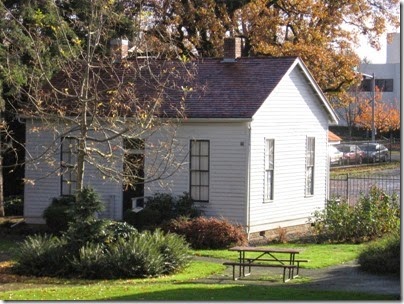 IMG_4346 John Daniel Boon House at the Mission Mill Museum in Salem, Oregon on November 11, 2006