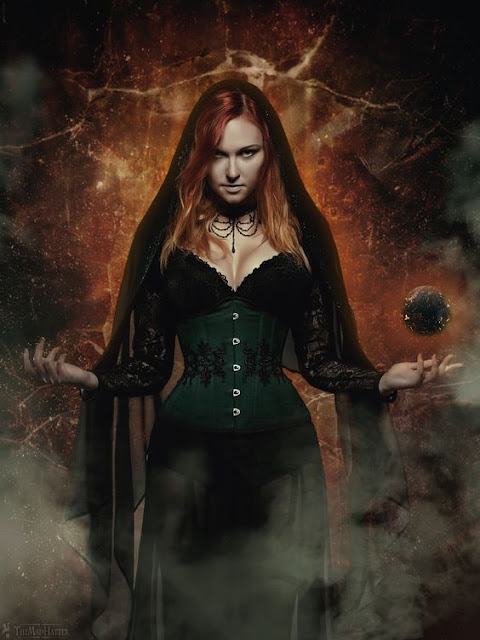 Occult magic, tarot related pictures , witch photography,  pictures of witches