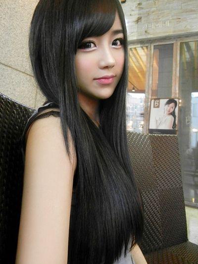 Lee Hee Jung, Gadis Dari Korea Seperti "Barbie Doll" (12 