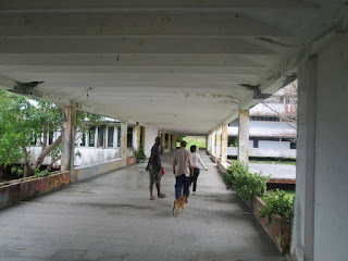 pasillo central de la escuela en el campo, El Cubano, Cuba, México