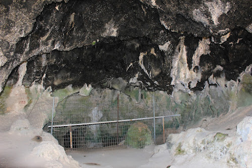 grottes de pythagore