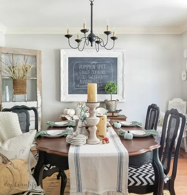 shabby farmhouse dining room