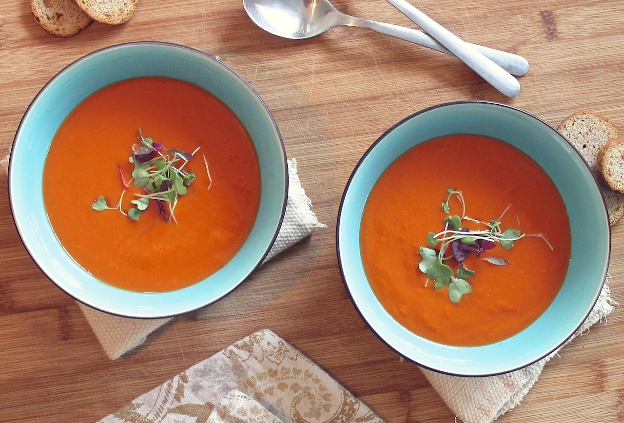TOMATO CHICKPEA SOUP FOR WEIGHT LOSS
