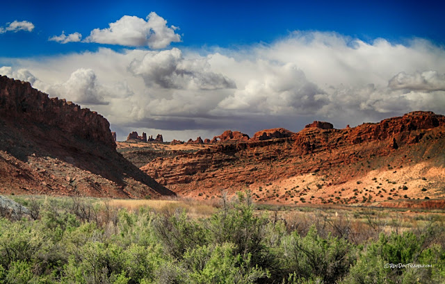 Arches National Park Utah geology travel hiking camping outdoors recreation copyright RocDocTravel.com