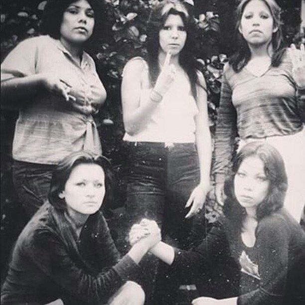 Cholas, las pandillas latinas femeninas de California en los 70 y 80