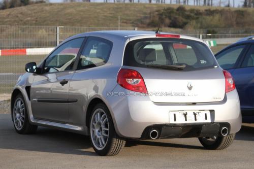 Spy Photos 2012 Model Renault Clio RS Among those turbo with a volume of 
