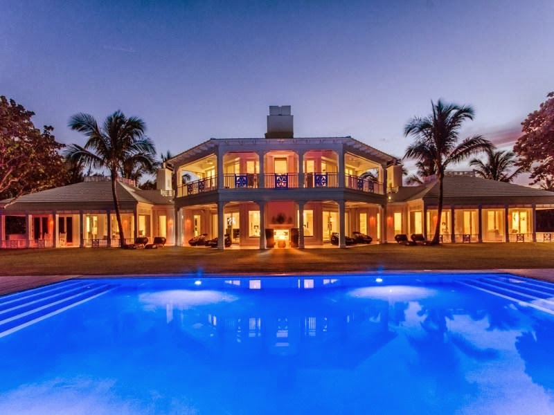 Custom built celebrity home for Celine Dion at night 