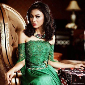 Koleksi Foto Hot Cantik dan Seksi Whulandary Herman Pemenang Puteri Indonesia 2013